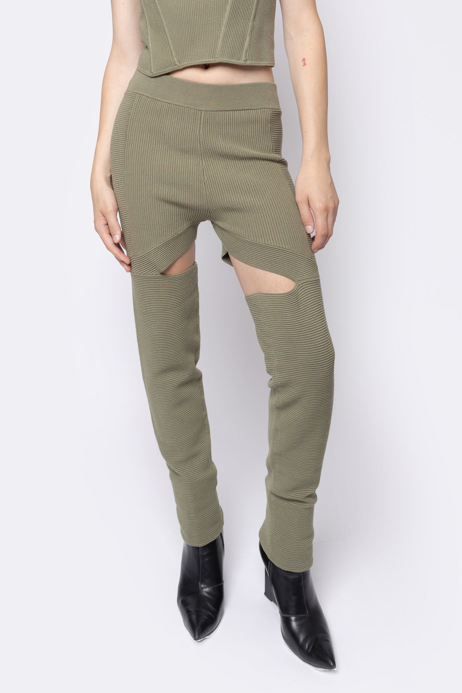 collection-women-olive