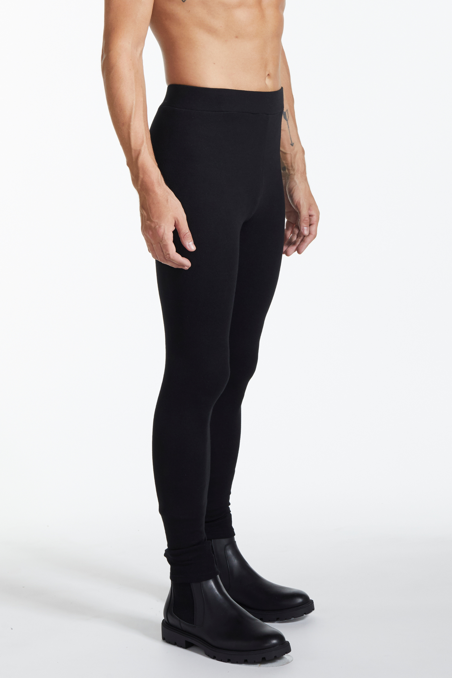 Essential Ribbed Legging